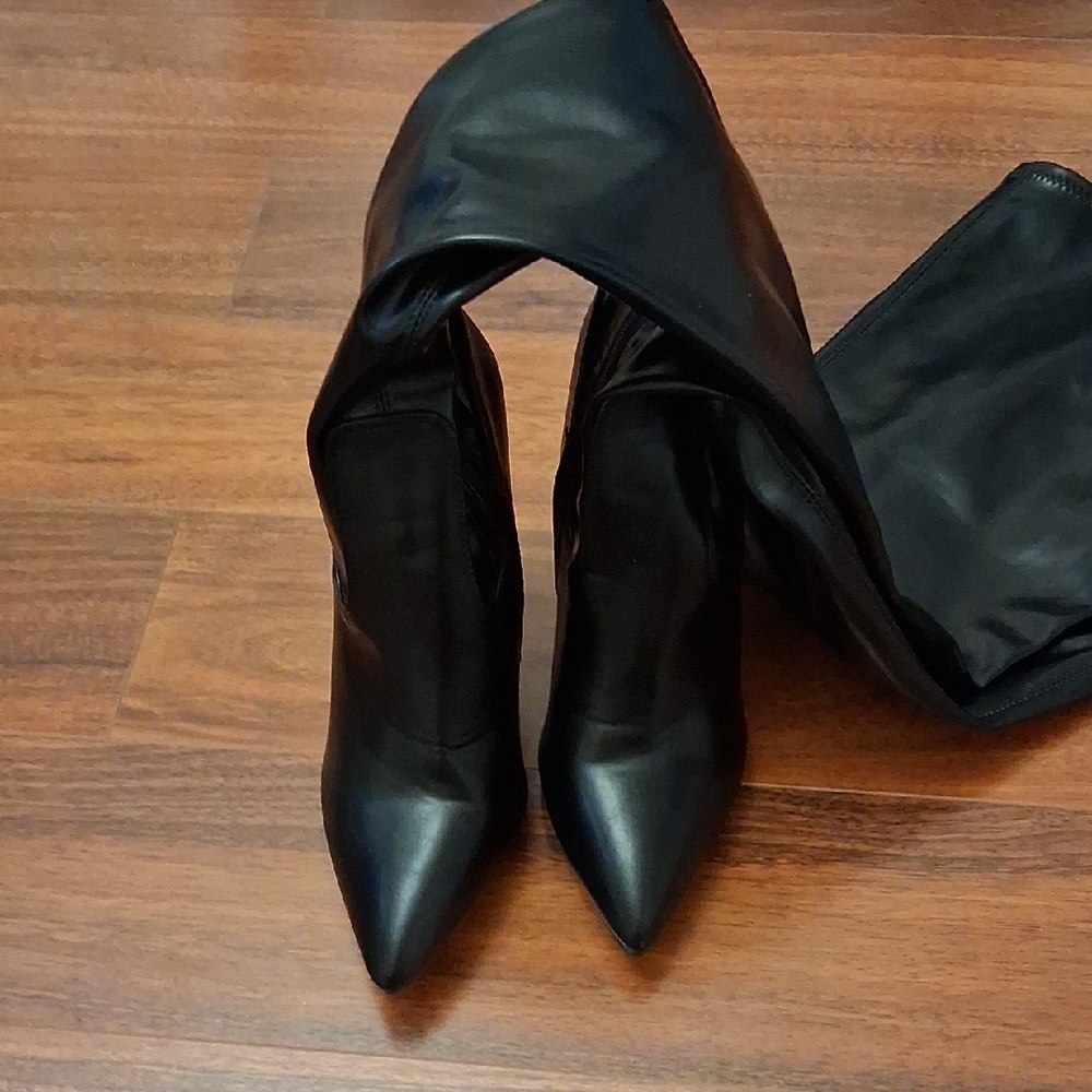 Sleek Black Over the Knee Women's Boots